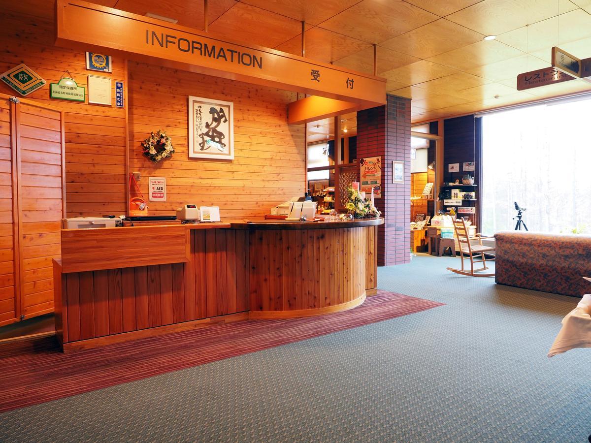 Log Hotel Larch Lake Kanayama Minamifurano Kültér fotó